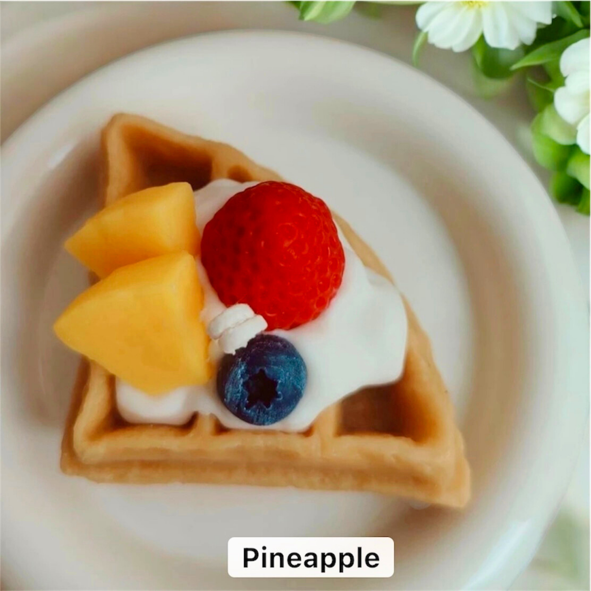 Triangle waffle scented candle with cream, strawberry, blueberry and pineapple pieces