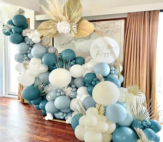 Trendy Boho Dust Blue, Baby Blue, off white and Cream Balloon Garland DIY Kit - Babyblue Cream Gold Latex Balloons - Babyshower, Birthday